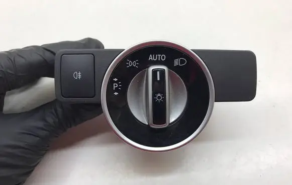 Mercedes-Benz E W212 Light switch A2129050551 10091531