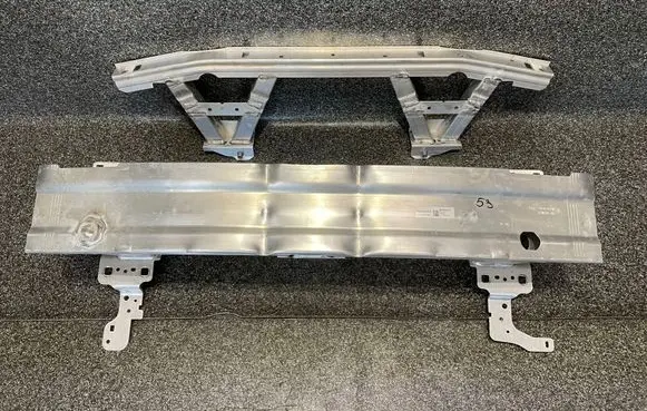 Porsche Macan (95C) Front bumper support beam 95C807617D