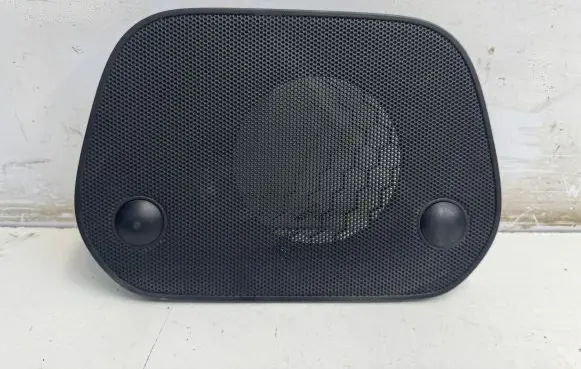 Hyundai Tucson TL Dash center speaker trim cover 84715D7BB0