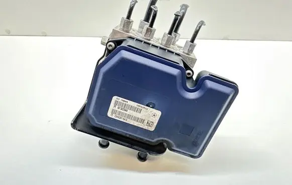 Dodge Durango III ABS Pump 68138259AA 17685429