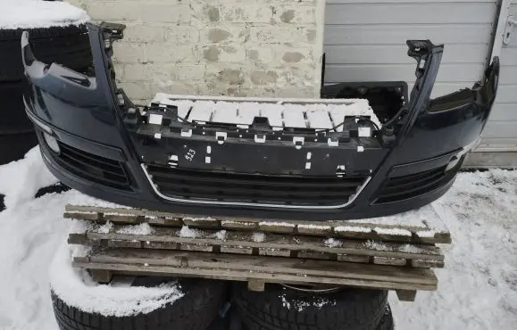 Volkswagen PASSAT B6 Front bumper