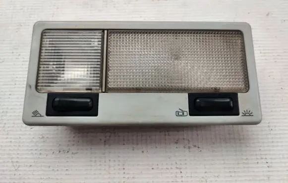 Volkswagen Transporter - Caravelle T4 Front seat light 357947111B