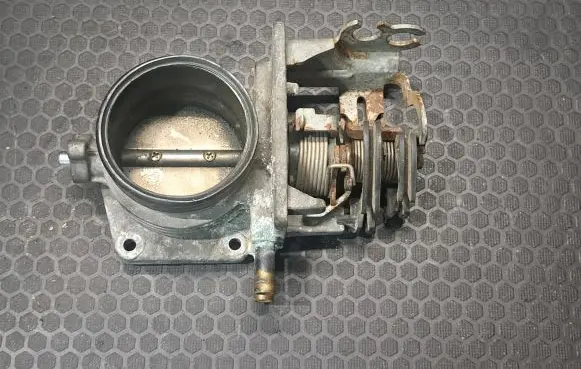 BMW 5 E39 Throttle valve 1433237
