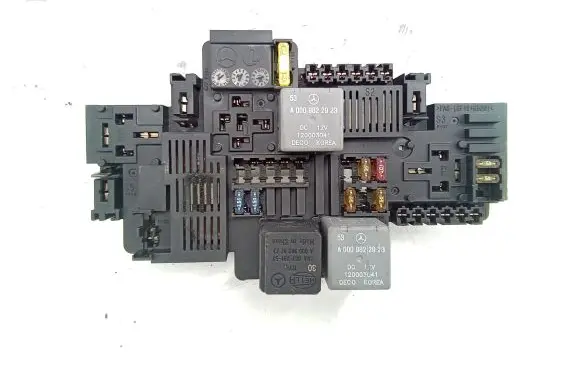 Mercedes-Benz E W238 Fuse module A2139062202 58K615F02