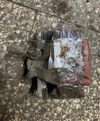 Toyota Avensis T250 Rear brake caliper