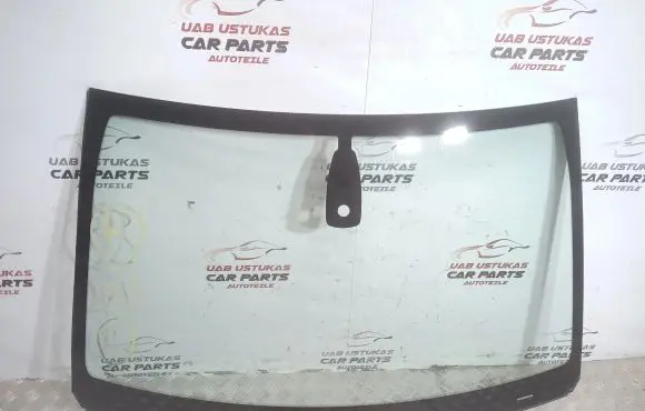 Citroen C4 Cactus Front windscreen/windshield window 