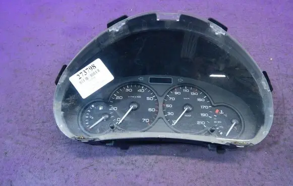Speedometer (instrument cluster)