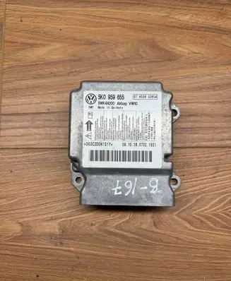 Volkswagen Golf V Airbag control unit/module 1K0909605N