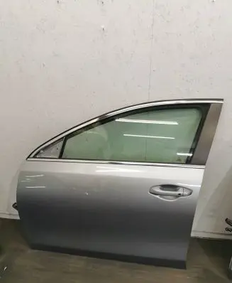 KIA Ceed Front door