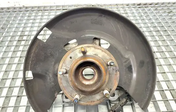Opel Astra J Front wheel hub spindle knuckle