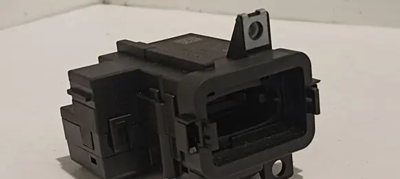 Audi A4 S4 B8 8K Ignition lock 8K0909131
