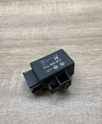 Skoda Octavia Mk2 (1Z) Other relay 1Z0959772
