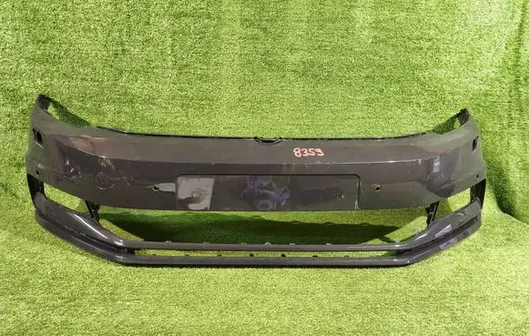 Volkswagen Touran III Front bumper 