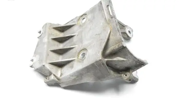 Audi Q7 4L Fuel pump bracket 057130147R