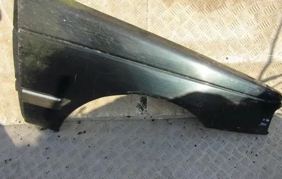 Peugeot 405 Fender
