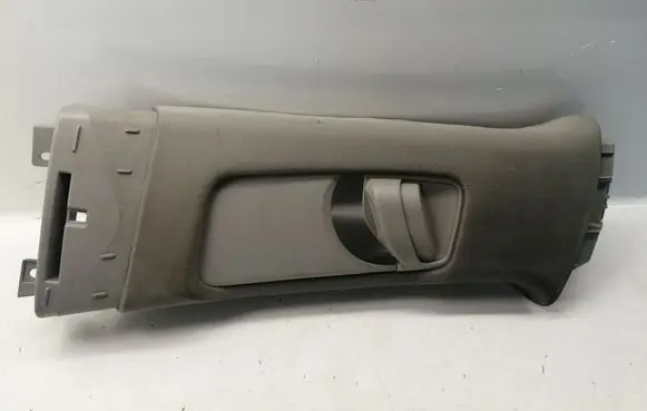 Toyota Avensis T270 (B) pillar trim (top) 6242005030B2 7302405020