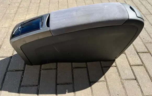 Toyota Prius (NHW20) Center console 5890147040 5890147060 5891247030