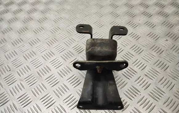 Suzuki Jimny Engine mount bracket