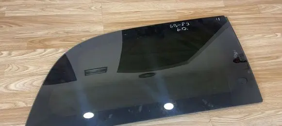 Chrysler Grand Voyager V Rear side window 43R001385