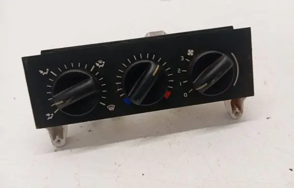 Renault 19 Climate control unit A36251169W A36251179Q