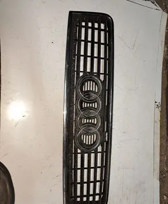 Audi A6 S6 C5 4B Front grill 4B0853651