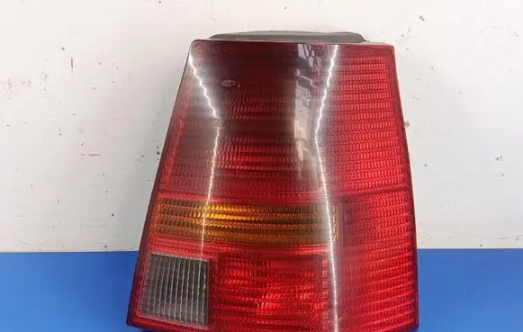 Volkswagen Golf IV Rear/tail lights