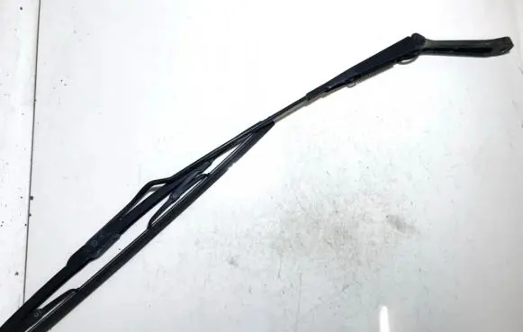 Opel Astra G Front wiper blade arm 90559601