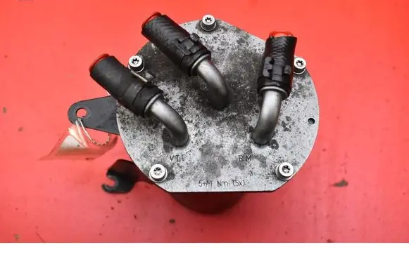 Audi Q3 8U Fuel filter housing 7N0127400
