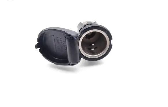 Nissan Qashqai 12 V Socket (front) 