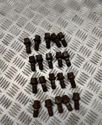 Mercedes-Benz ML W163 Nuts/bolts 
