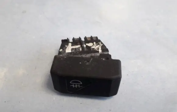 Fog light switch
