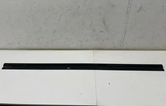 Nissan Qashqai J12 Sill/side skirt trim 18288