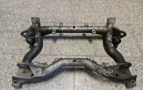 Mercedes-Benz E W212 Front subframe