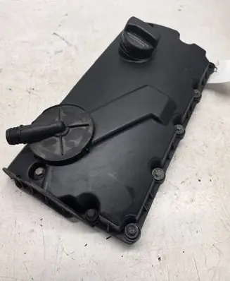 Volkswagen PASSAT B5.5 Rocker cam cover 038103475