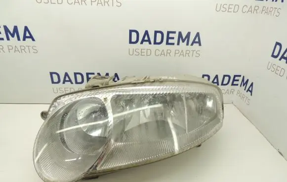 Alfa Romeo 147 Headlight/headlamp D142