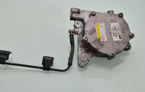 Hyundai Tucson TL Vacuum pump 288102F600