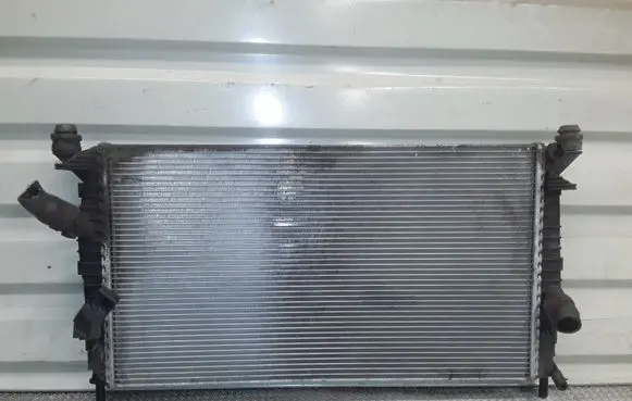 Ford C-MAX I Coolant radiator