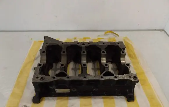 Opel Movano A Engine block 
