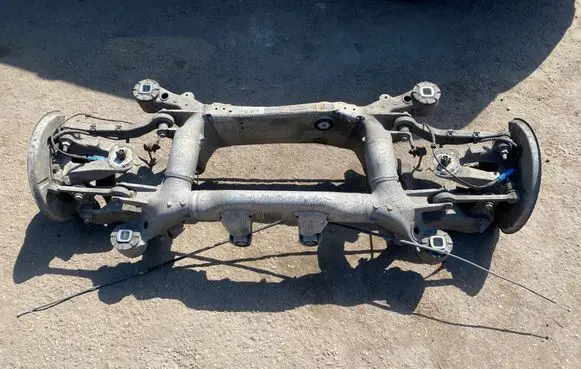BMW 5 E60 E61 Rear subframe 6770827