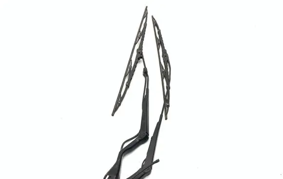 Jaguar XK8 - XKR Windshield/front glass wiper blade GJA8960BB