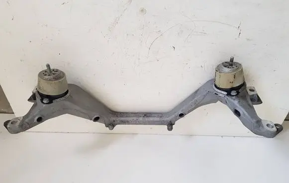 Audi Q7 4L Front subframe 7L6199207B