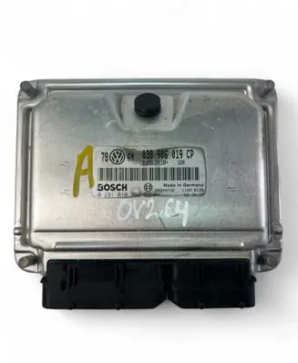 Volkswagen PASSAT B5 Engine control unit/module ECU 038906019CP 0281010392