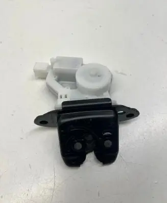 Loading door lock