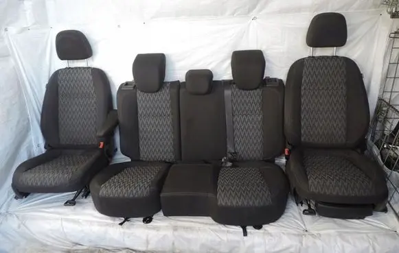 Opel Mokka Rear seat 1215555555