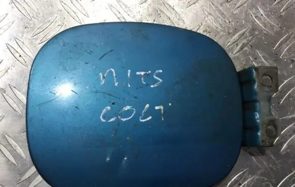 Mitsubishi Colt Fuel tank cap