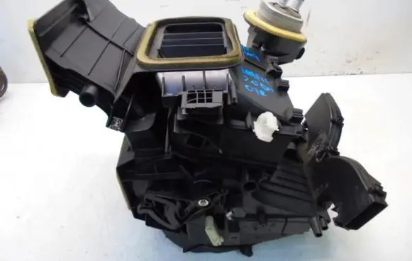 Opel Vivaro Interior heater climate box assembly 