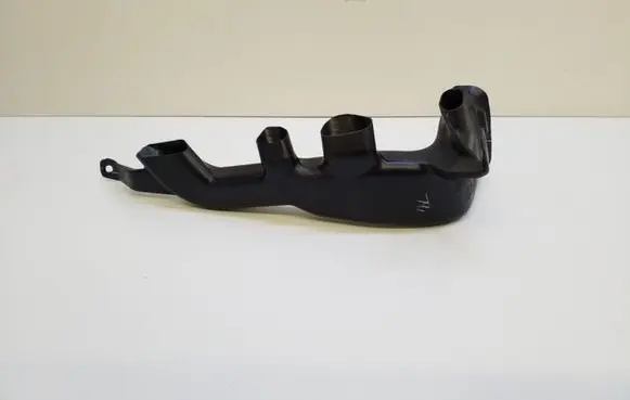Chrysler Pacifica Air intake hose/pipe 68227709AA