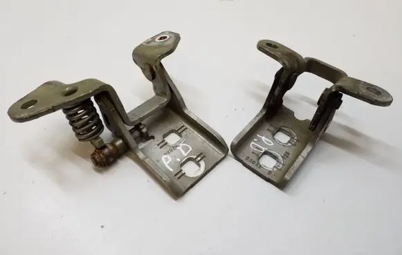 Dodge Grand Caravan Front door hinge set 880AA 878AC