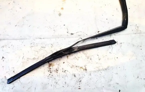 Opel Insignia A Front wiper blade arm