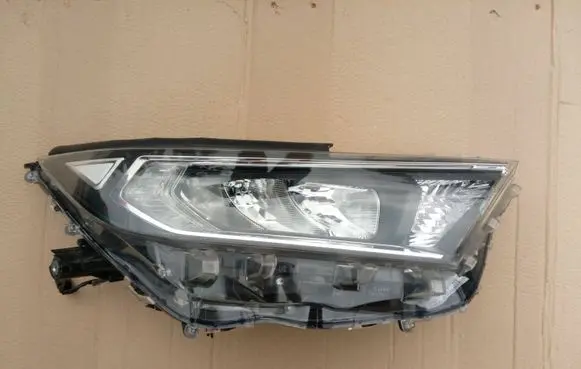 Toyota RAV 4 (XA50) Headlight/headlamp